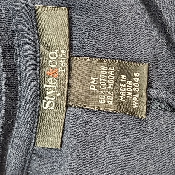 STYLE CO NAVY BLUE HI-LO RAW HEM LONG SLEEVE PULLOVER TEE - Picture 11 of 12